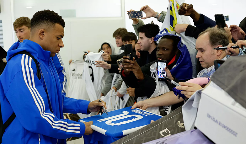 Foto: Królewscy są już w Vitorii