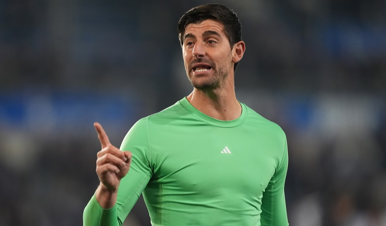 Foto: Courtois: Sędzia powiedział, że kontakt był lekki