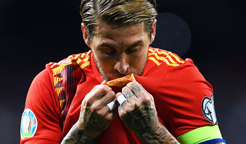 Foto: Ramos wspiera Hiszpanię przed startem na EURO
