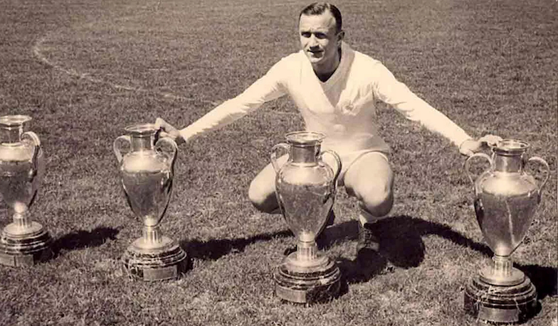 Nie żyje José Santamaría