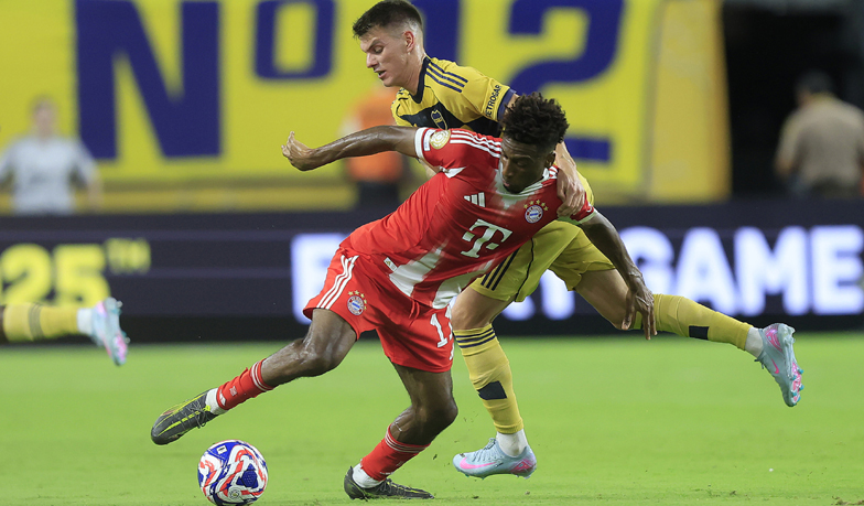 Foto: Bayern wygrywa z walecznym Boca i zapewnia sobie awans [VIDEO]