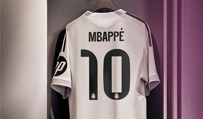 Foto: Czy Real Madryt powinien ogłosić zmianę numeru Mbappé z większym rozmachem?