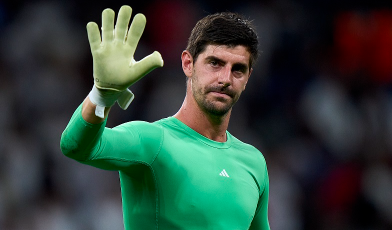Foto: Xabi daje oddech Courtois