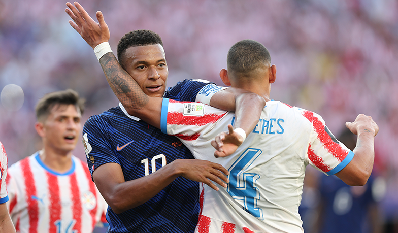 Cáceres: Mbappé zapytał mnie: „Chcesz mnie pocałować?”