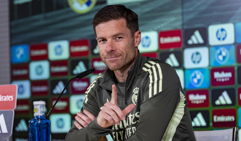 Foto: Xabi Alonso: Bardzo lubię oglądać uśmiechniętego Viníciusa