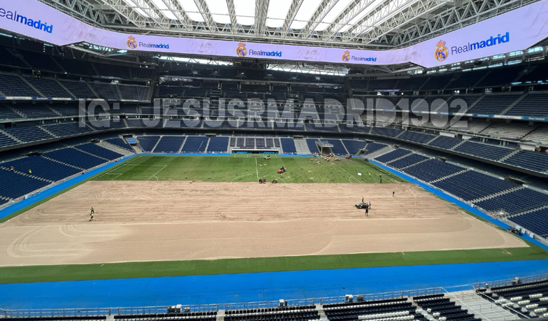 Foto: Rozpoczęto wymianę murawy na Bernabéu [VIDEO]