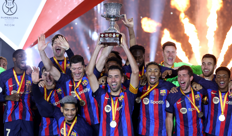 Foto: Barça odjeżdża Królewskim w Superpucharze Hiszpanii