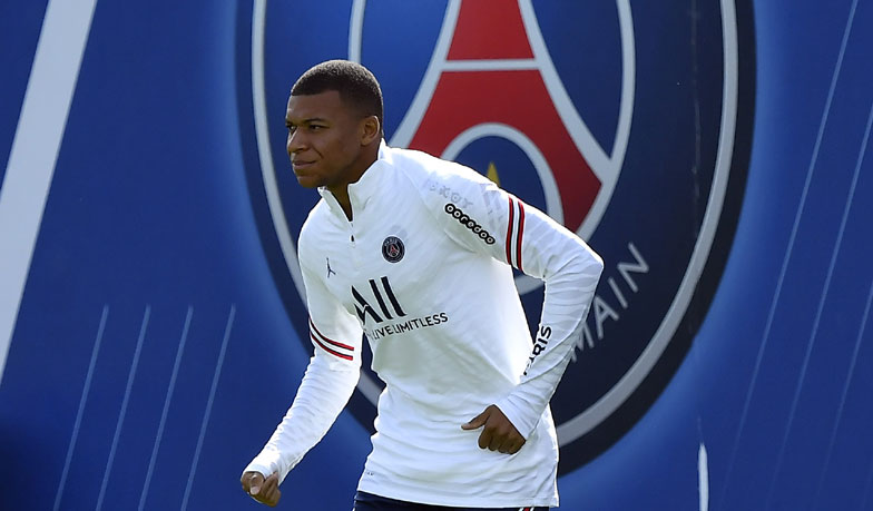 Foto: Wieczorny występ dla PSG przekona Mbappé do pozostania?