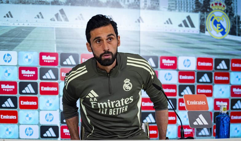 Foto: Arbeloa: Opowiedziałem piłkarzom anegdotę o ich kapitanie