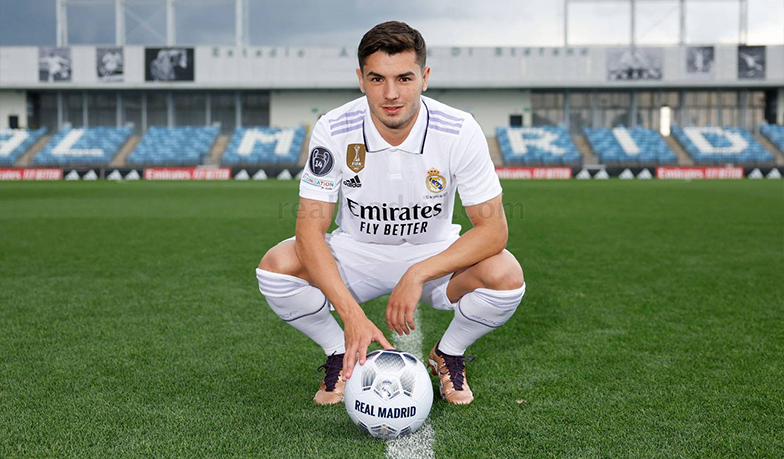Foto: Brahim Díaz zaprezentował się w koszulce Realu na Di Stéfano