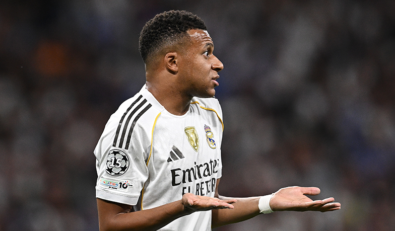 Foto: Mbappé odrobił lekcję i w Klasyku będzie pilnował linii spalonego