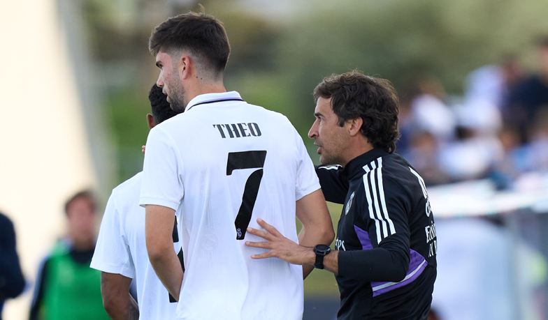Foto: Real Madryt przedłużył kontrakt z Theo