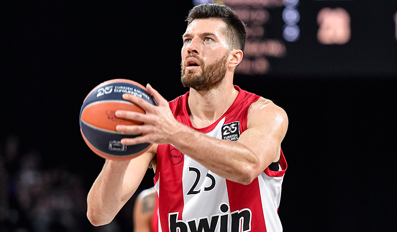 Foto: Alec Peters na celowniku Realu Madryt