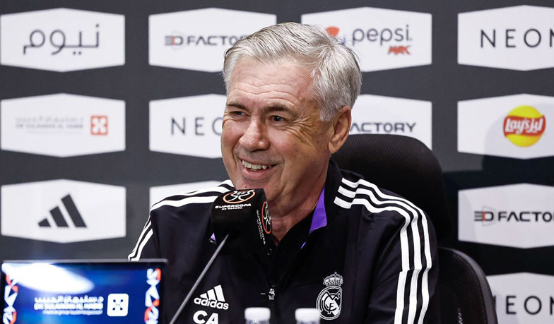 Foto: Ancelotti: Nie wiem, czy intensywność to najlepszy sposób na Barcelonę