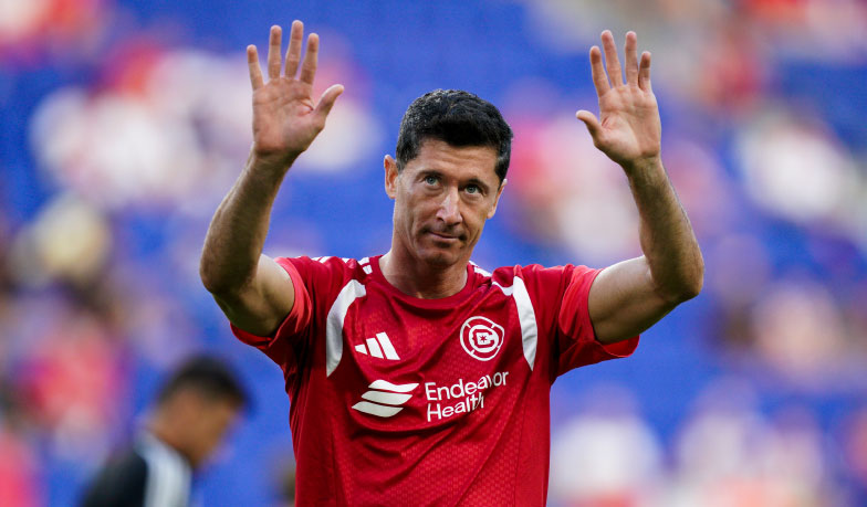 Lewandowski: Real jest teraz mocniejszy z nowymi zawodnikami i Mourinho