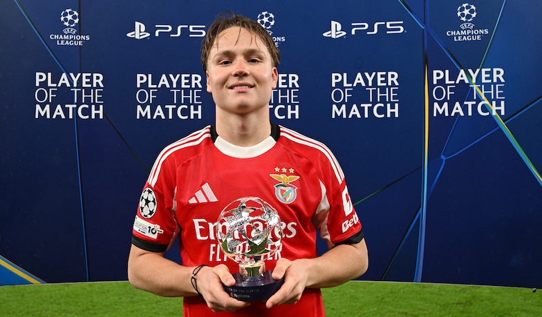 Foto: Schjelderup MVP meczu w Lizbonie