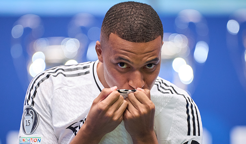 Foto: Real Madryt już eksploatuje wizerunek Mbappé
