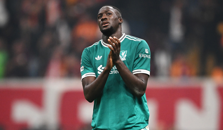 Foto: L’Équipe: Liverpool złożył Konaté nową ofertę przedłużenia umowy