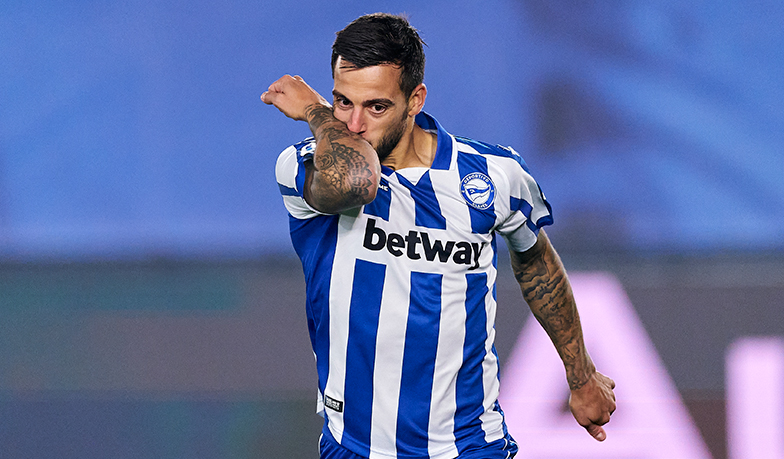 Foto: Joselu żąda od Alavés 300 tysięcy euro