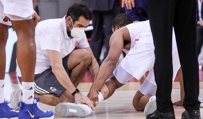 Foto: Oficjalnie: Anthony Randolph z zerwanym ścięgnem Achillesa