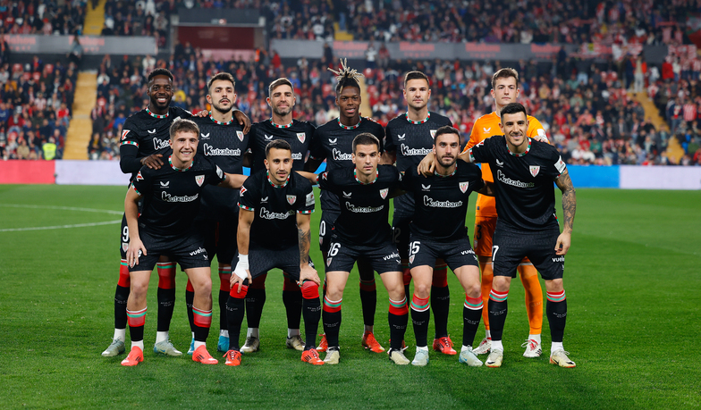 Foto: Ten Athletic budzi grozę