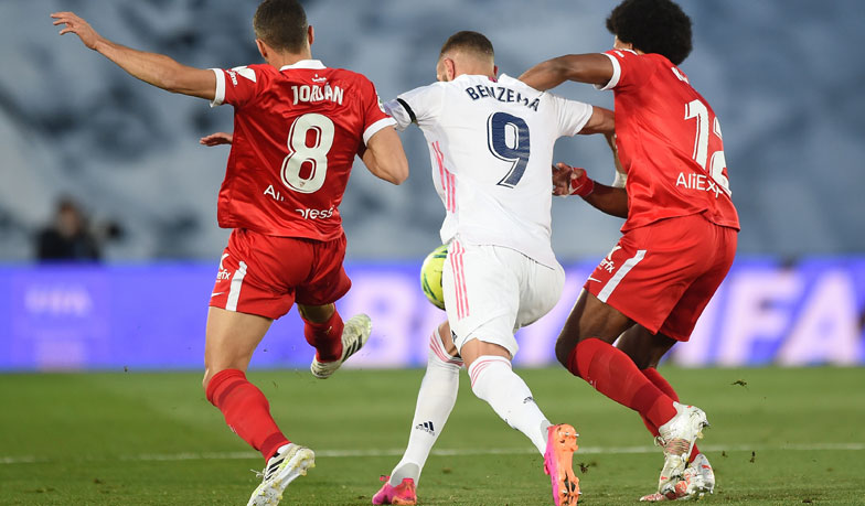 Foto: Benzema wreszcie otrzymał wsparcie