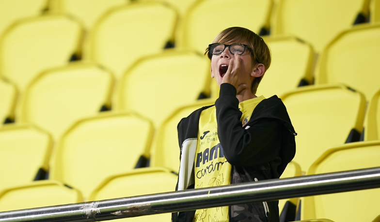 Foto: 700 kibiców Villarrealu na Bernabéu