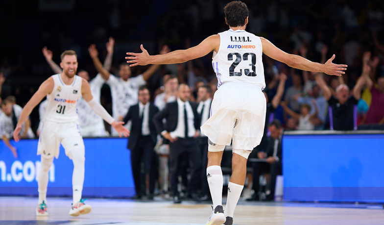 Foto: Real Madryt z Superpucharem Endesa!