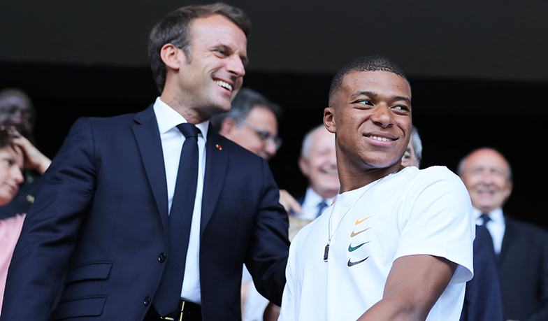 Foto: RTL: Macron cały czas namawia Mbappé do pozostania w Paryżu