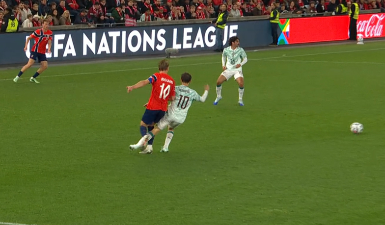 Ødegaard o Bernardo: Zgłupiał, nie rozumiałem, co on wyprawia
