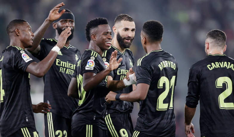 Foto: 10. kolejka: Real powiększa prowadzenie
