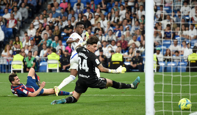 Foto: 36. kolejka: Levante spada do Segunda División