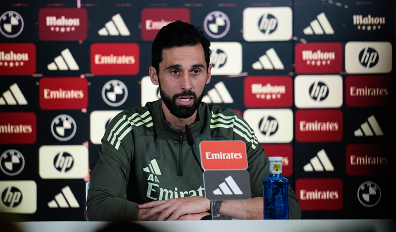 Foto: Arbeloa: Rozumiem, że kibic Realu czuje ból i jest rozczarowany, ale proszę o wsparcie dla jego piłkarzy