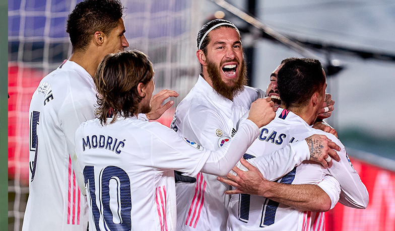 Foto: 13. kolejka: Real wygrywa derby i zbliża się do Atlético