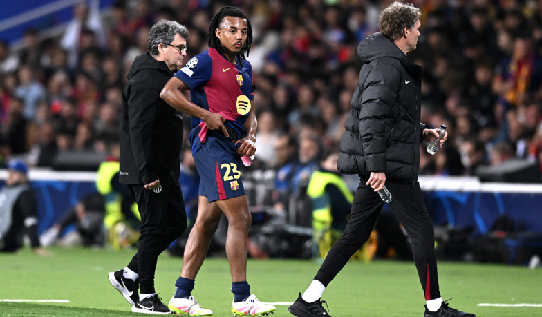 Foto: Barcelona potwierdziła kontuzję mięśniową Koundé