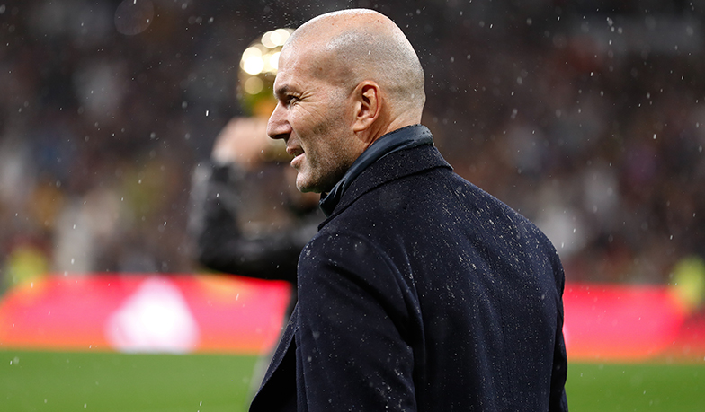 Foto: MARCA: Zidane jest dostępny, ale wie, że nie wróci do Realu