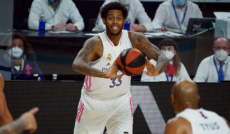 Foto: Oficjalnie: Trey Thompkins przeszedł artroskopię kolana