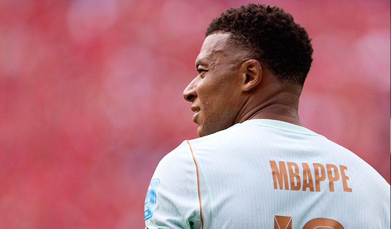 L’Équipe: Mbappé strzela inaczej, bo biega inaczej