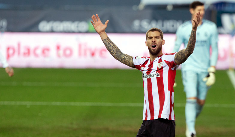 Foto: Iñigo Martínez: Chcialbym derbów Kraju Basków w finale