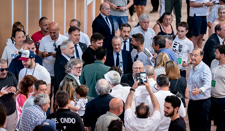 Media: Po przeliczeniu 40% głosów Florentino ma 69% poparcia