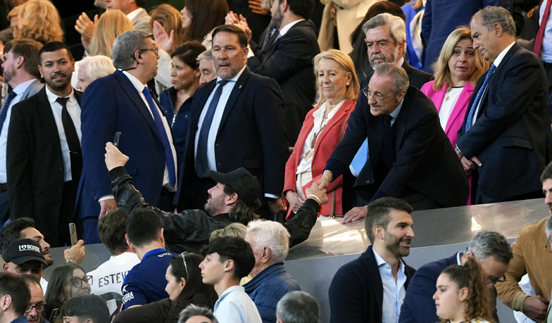 Klubowa telewizja zaskarża manipulację La Ligi ws. „awantury” Florentino z kibicami [VIDEO]