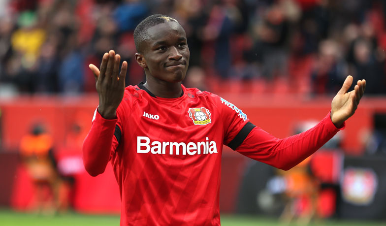 Foto: Moussa Diaby na celowniku