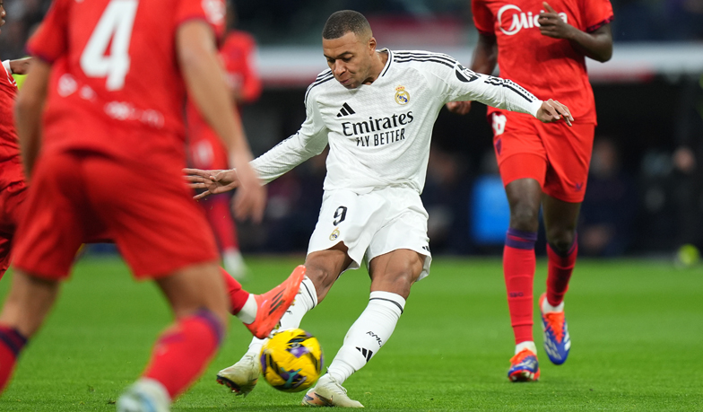 Foto: Mbappé: W ostatnich miesiącach bardzo się poprawiliśmy