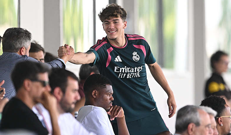 AS: Thiago Pitarch zostaje