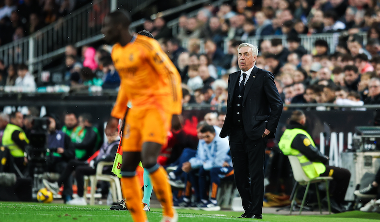 Foto: MARCA: Napięcie w szatni Realu Madryt po pierwszej połowie na Estadio Mestalla