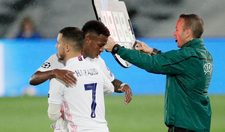 Foto: Przepis o 5 zmianach pozostaje do końca 2022 roku
