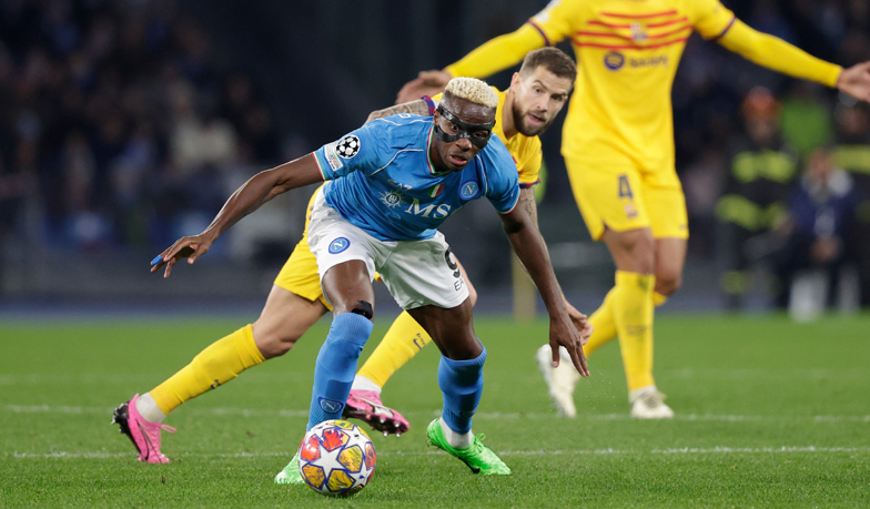 Foto: Remis Napoli z Barceloną, wygrana Porto nad Arsenalem