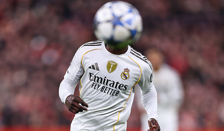 Foto: Xabi ma problem z prawą stroną