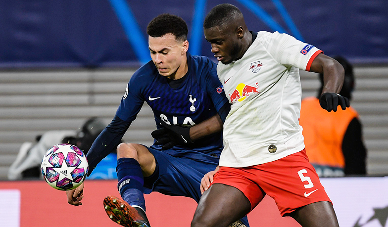 Foto: Bayern wkracza do walki o Upamecano