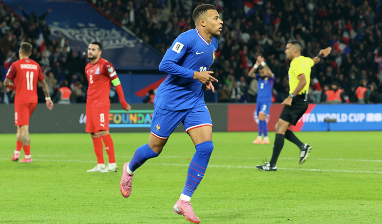 Foto: Eliminacje do mundialu: Mbappé z golem, asystą… i prośbą o zmianę!!!; Bezrobotny Courtois